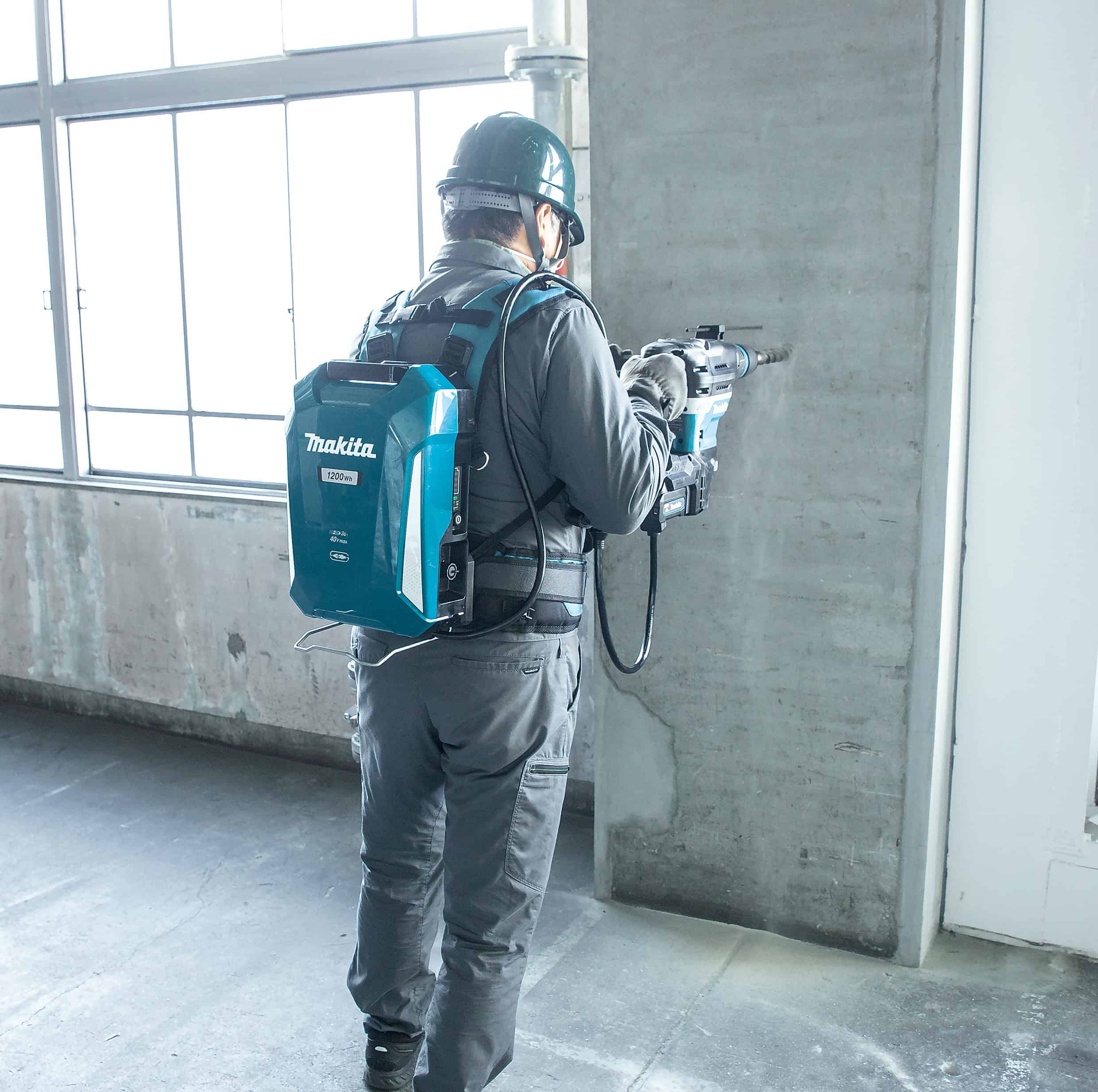 PDC1200 - Portable Backpack Power Pack - Image 9