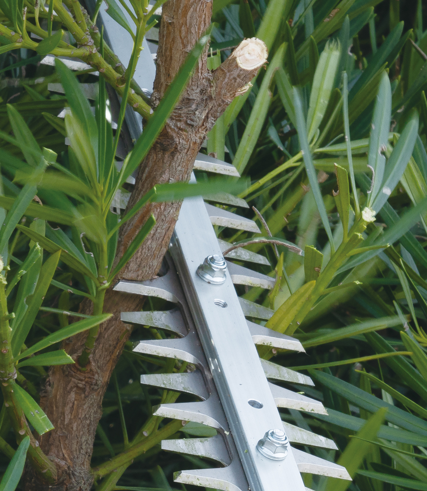 Pole Hedge Trimmer - Image 6
